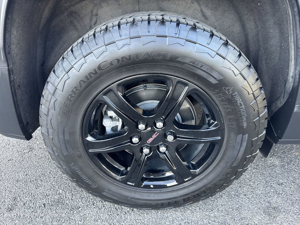 Certified 2023 GMC Acadia AT4 w/ Preferred Package image 33