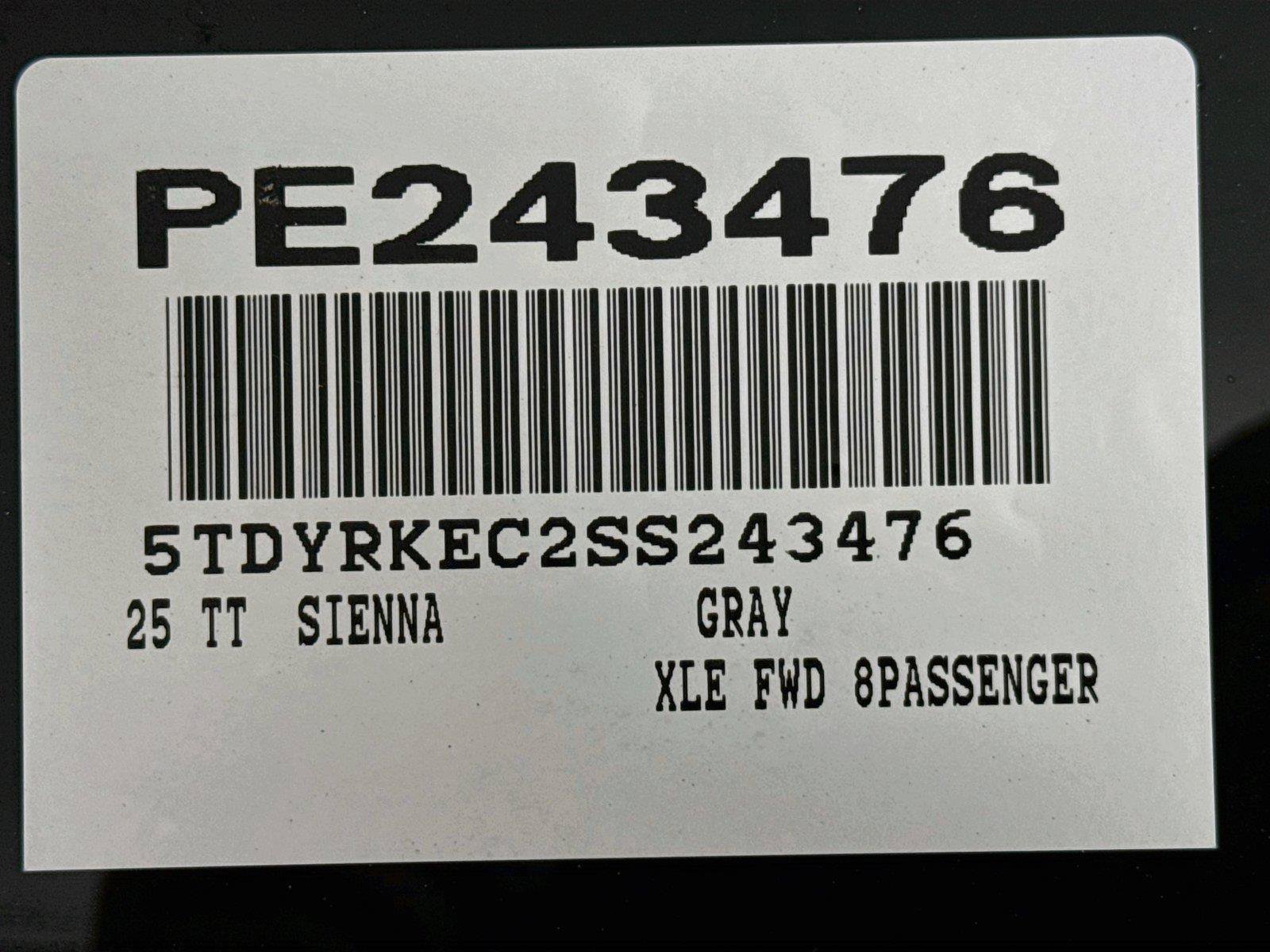 Certified 2025 Toyota Sienna XLE FWD image 45