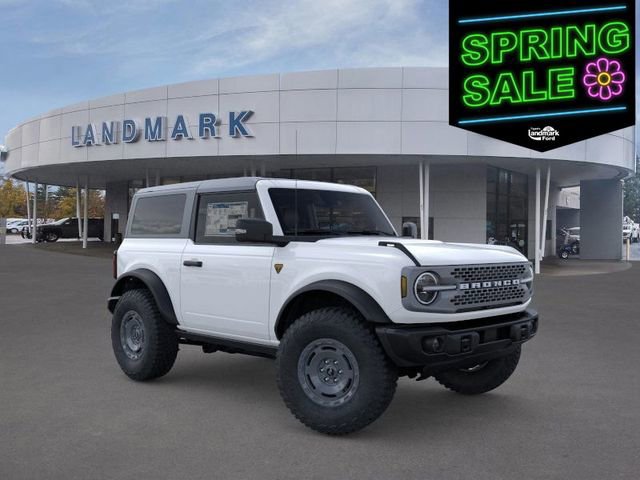 New 2025 Ford Bronco Badlands image 8