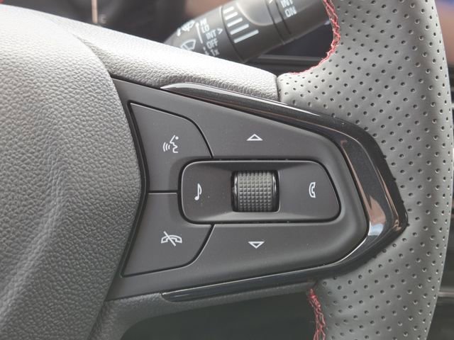 New 2026 Chevrolet Trax RS w/ Driver Confidence Package FWD image 13