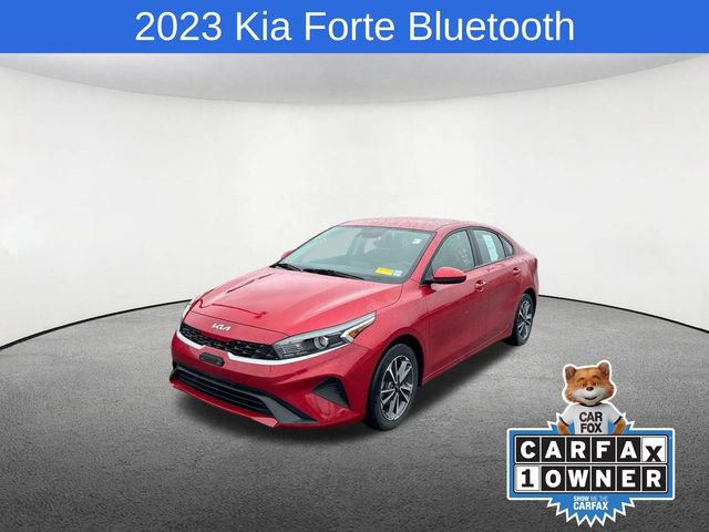Used 2023 Kia Forte LXS image 1