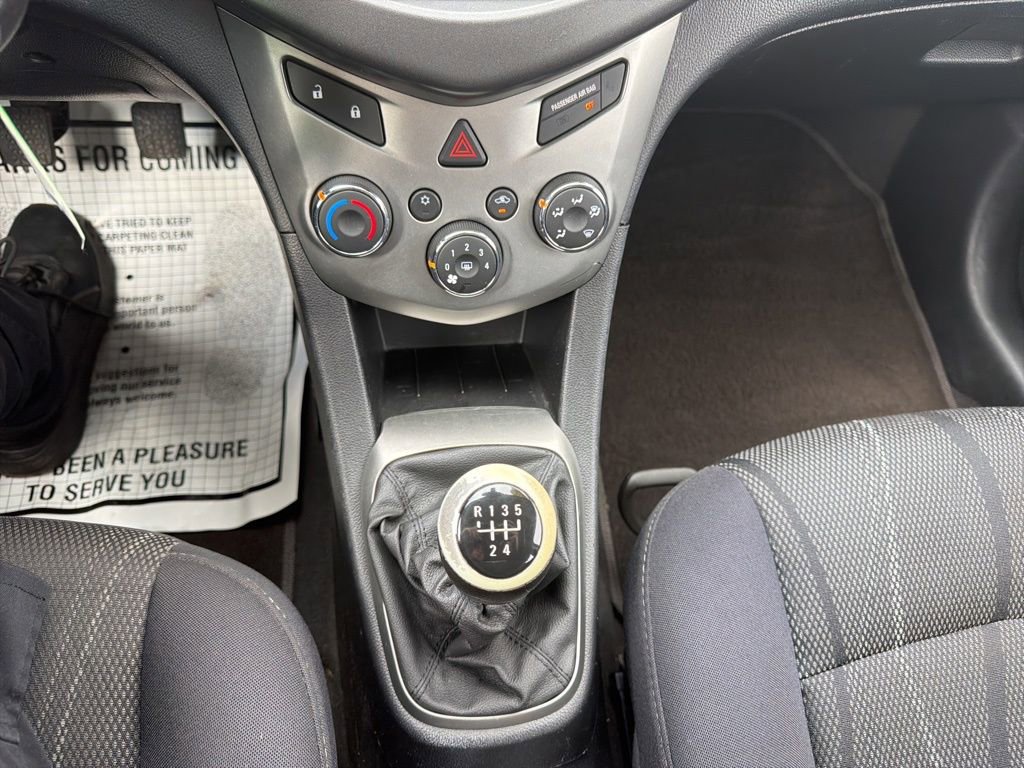 Used 2015 Chevrolet Sonic LT w/ Wheels and Fog Lamp Package image 28