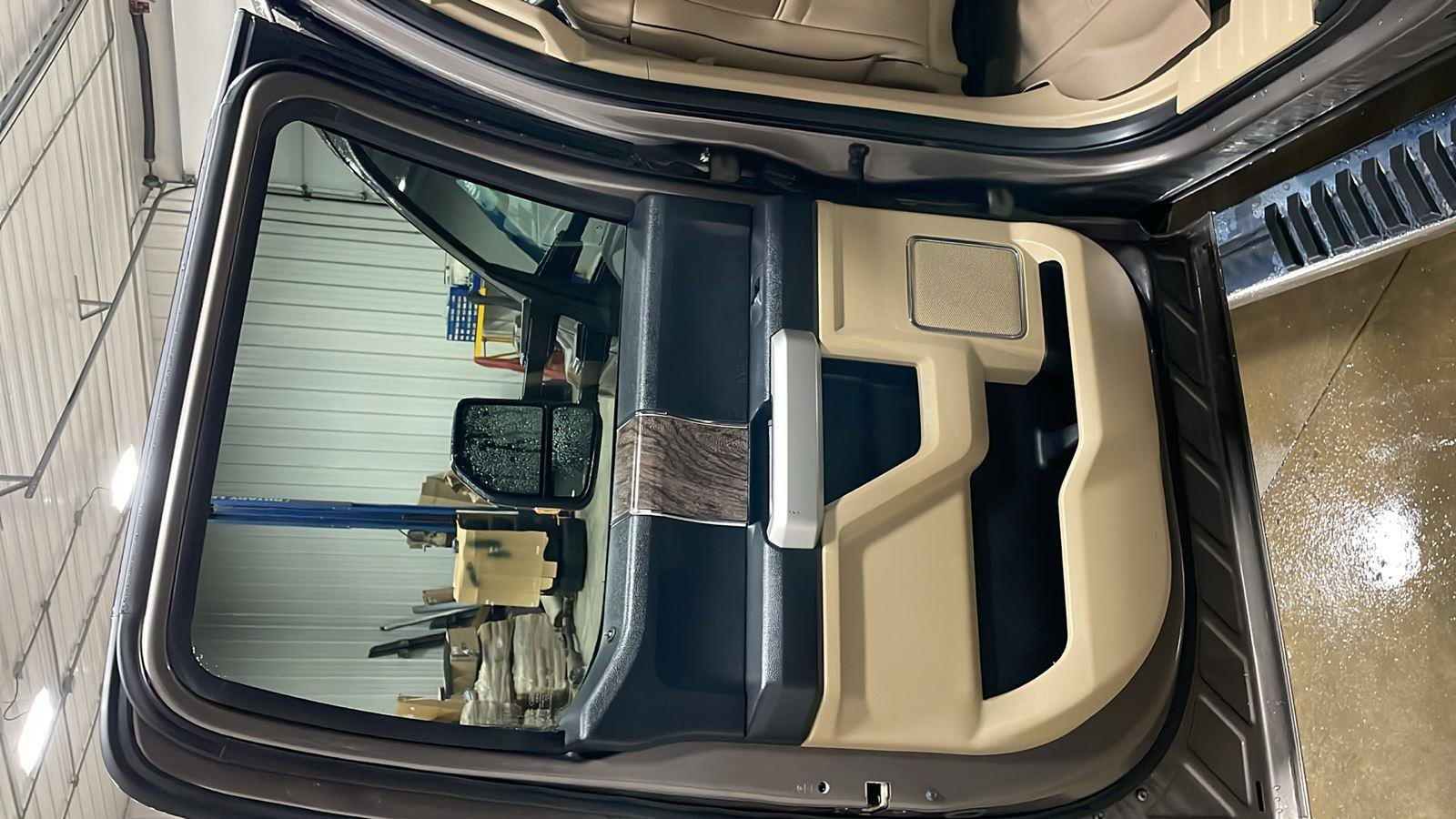 Used 2019 Ford F350 Lariat w/ Lariat Ultimate Package image 8