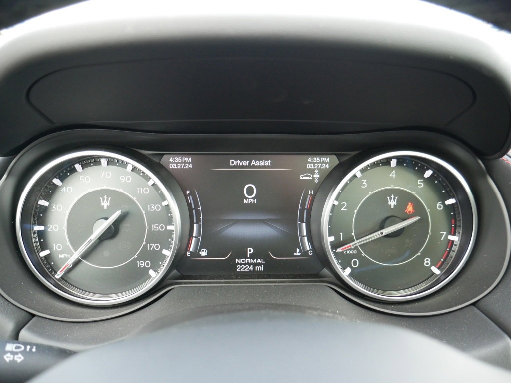 Used 2024 Maserati Levante GT Ultima image 30