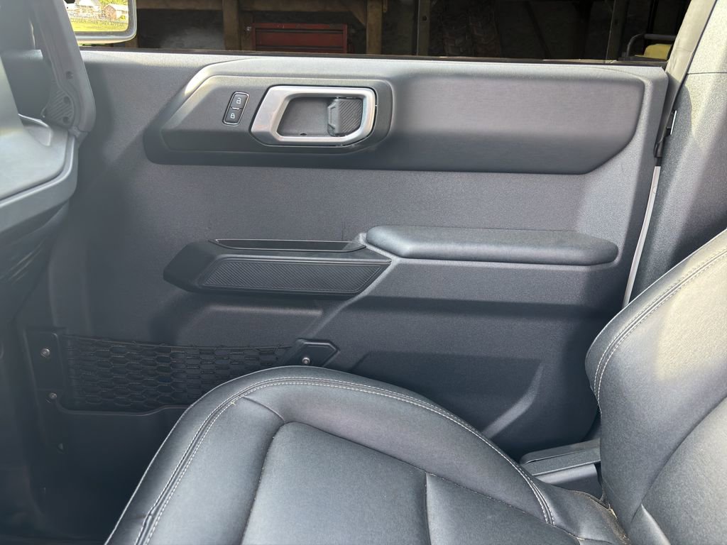Used 2025 Ford Bronco Badlands AWD/4WD image 11
