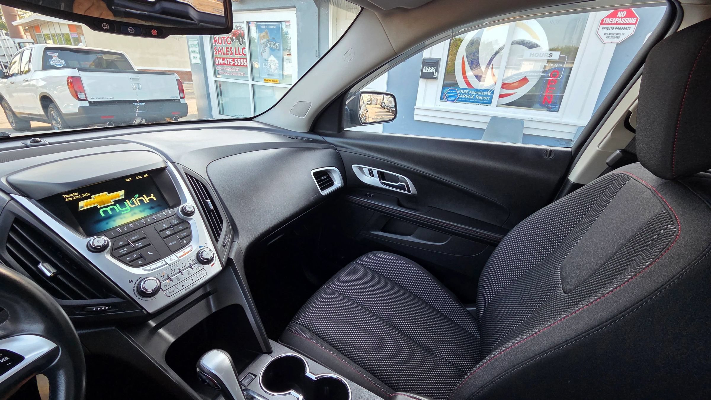 Used 2014 Chevrolet Equinox LT AWD/4WD image 10