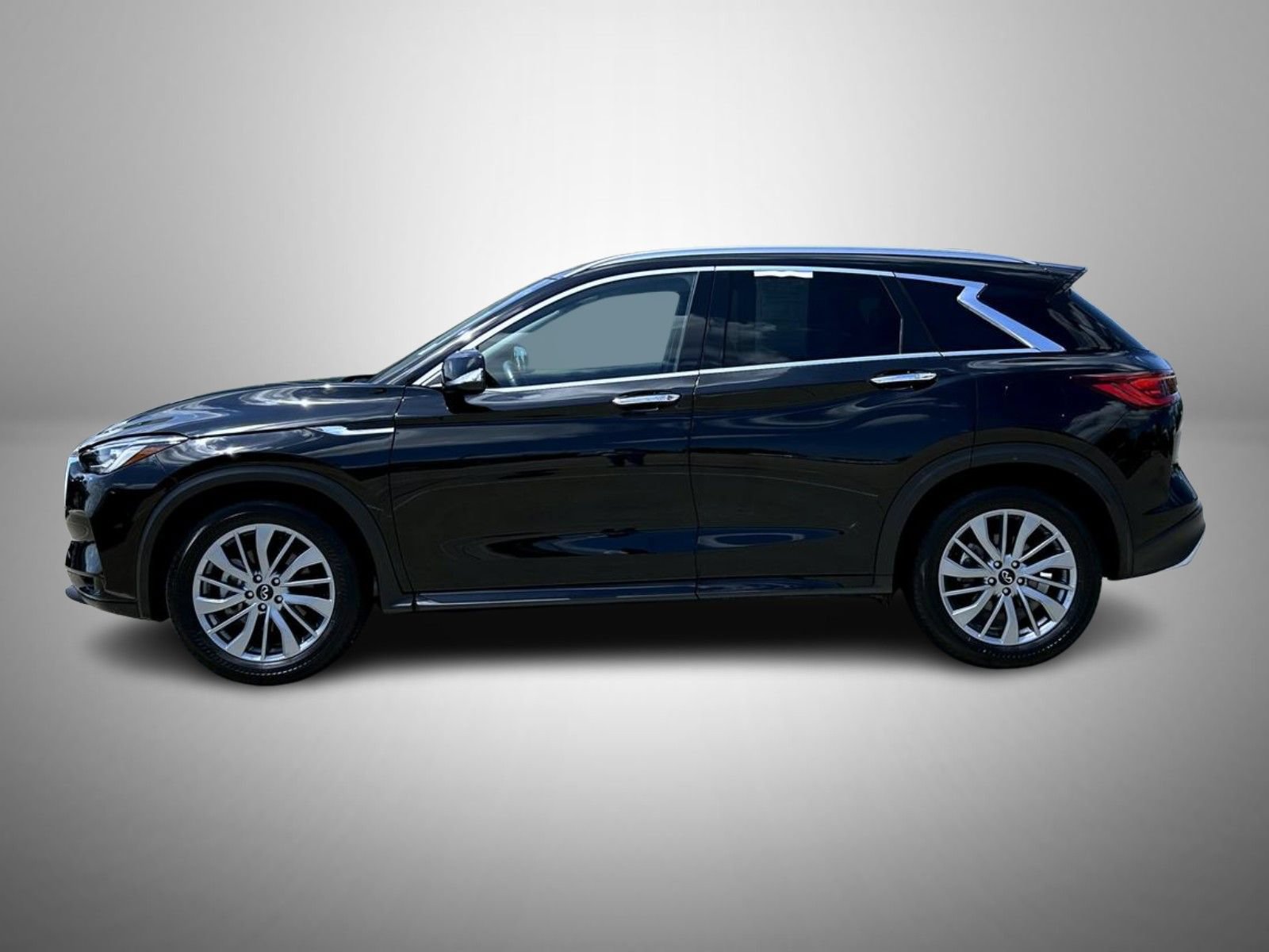 Certified 2025 INFINITI QX50 Luxe AWD/4WD image 8