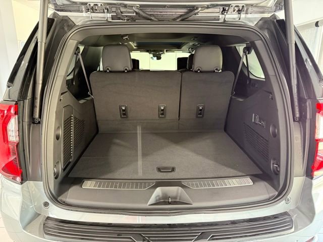 Used 2025 GMC Yukon XL AT4 Ultimate image 8