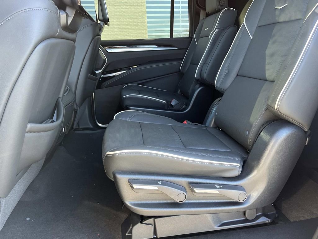 New 2026 Cadillac Escalade ESV Luxury w/ Touring Package image 22