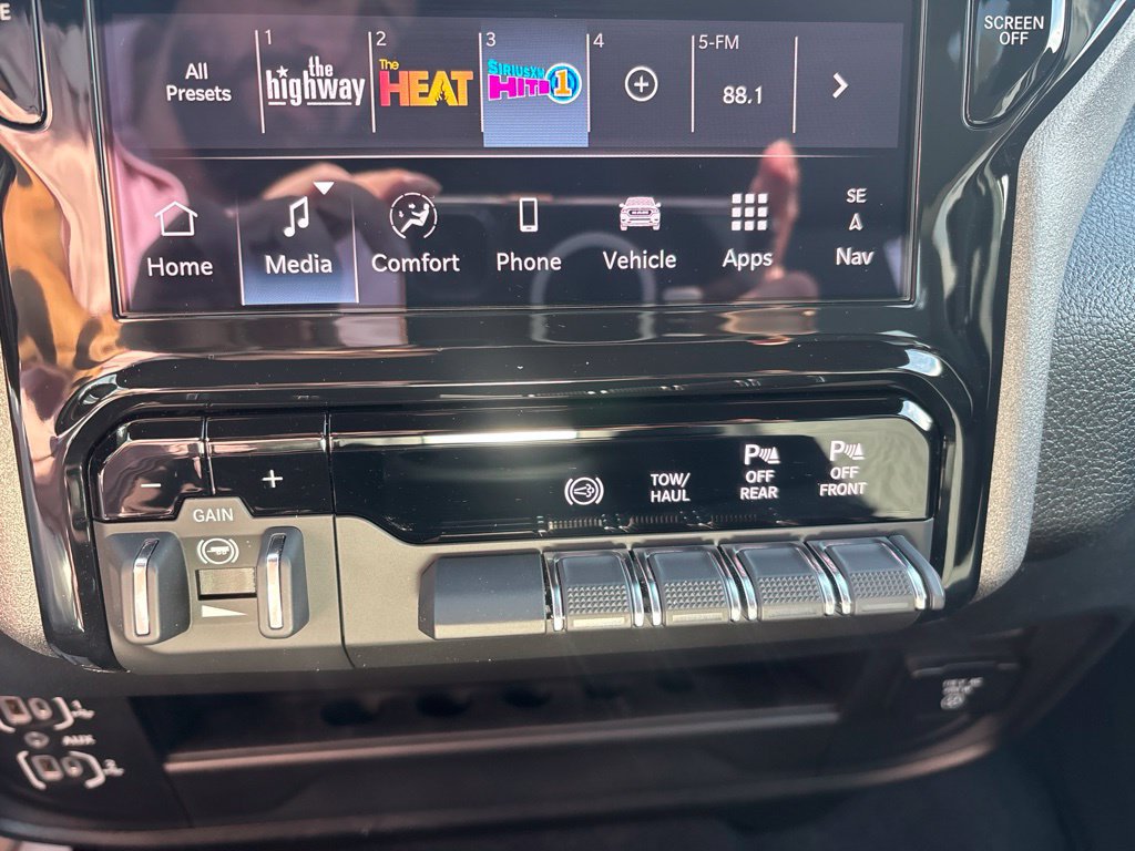 New 2027 RAM 3500 Tradesman AWD/4WD image 13