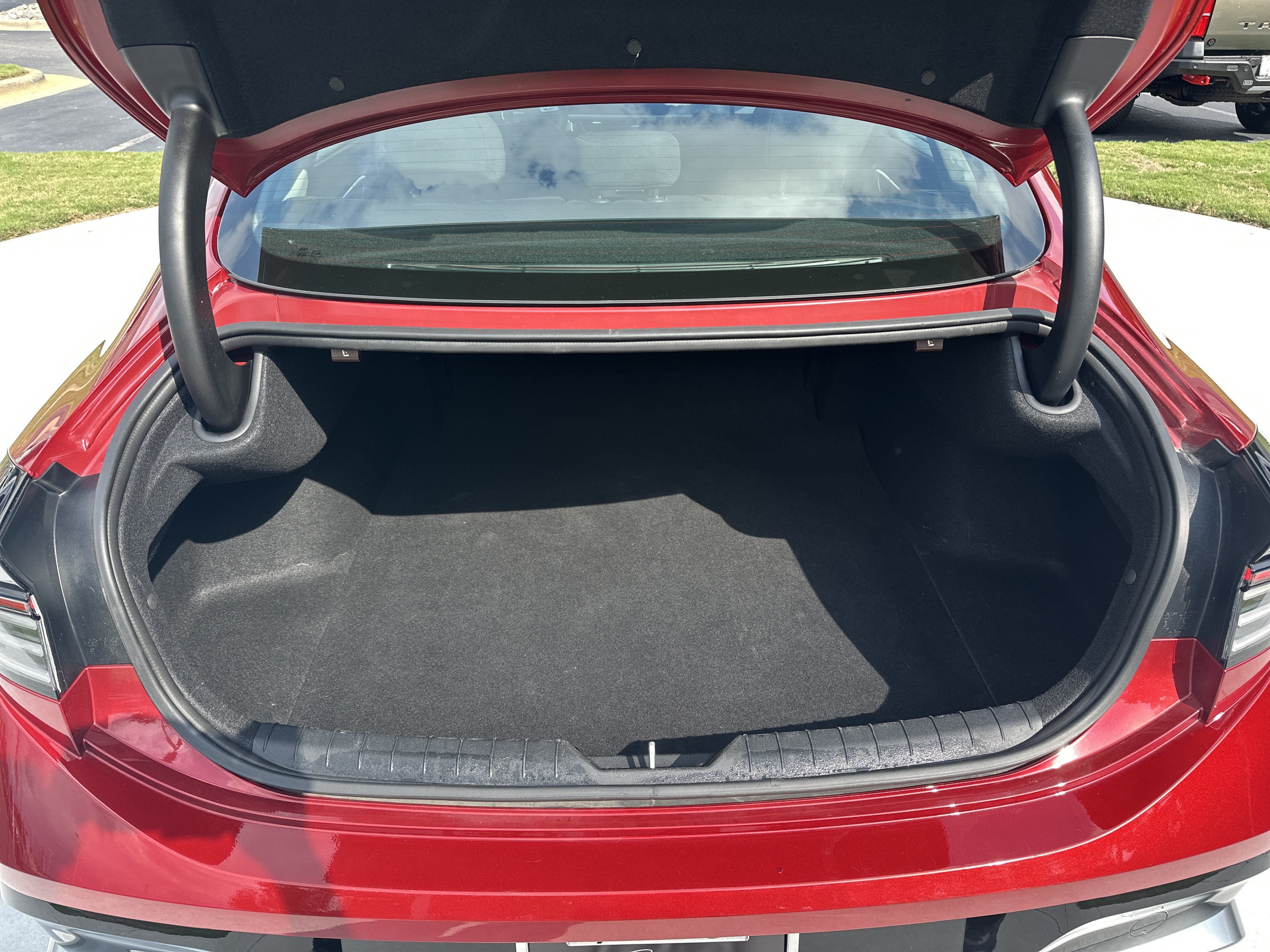 Used 2025 Hyundai Sonata SEL FWD image 32