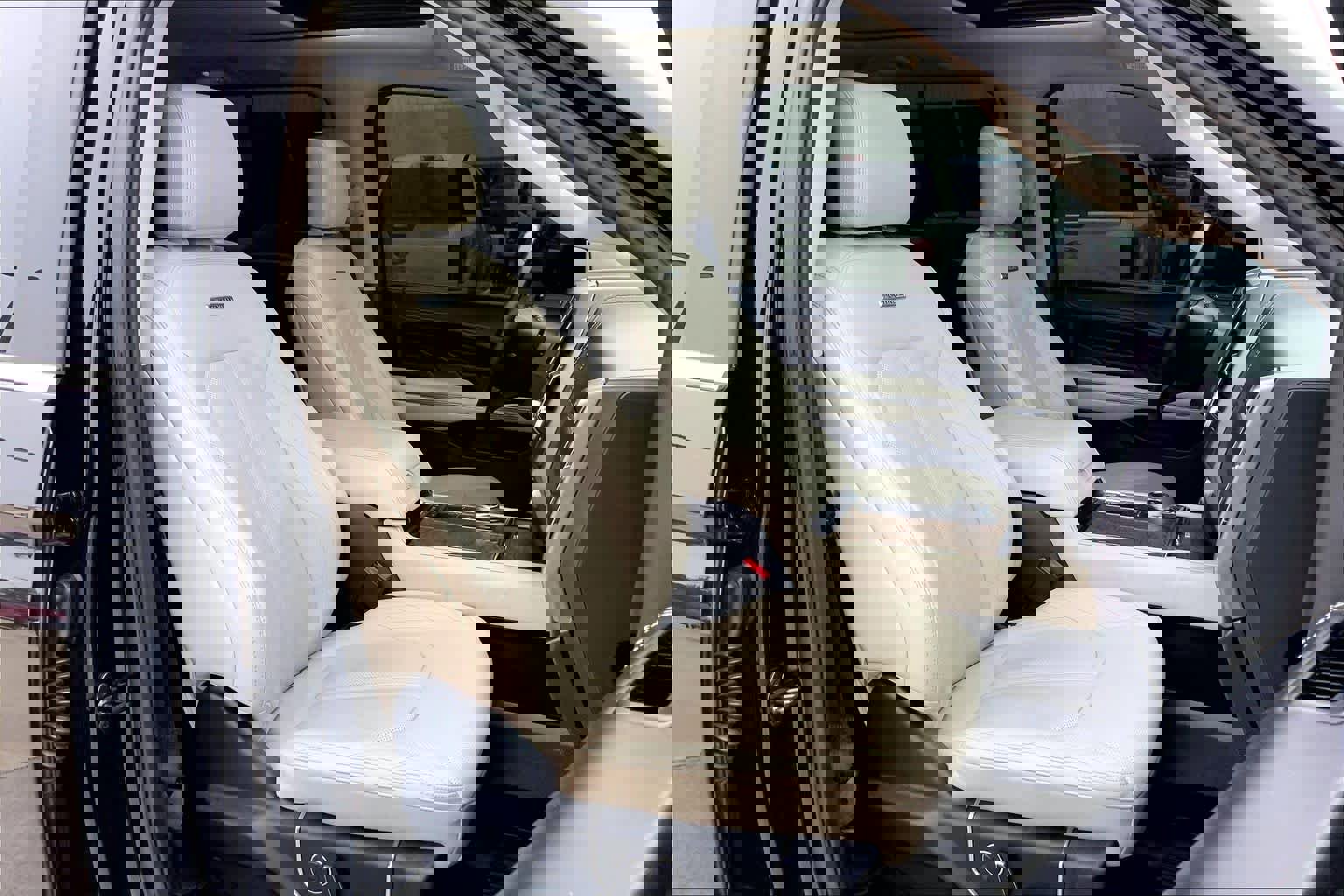 Used 2020 Ford Expedition Platinum image 9