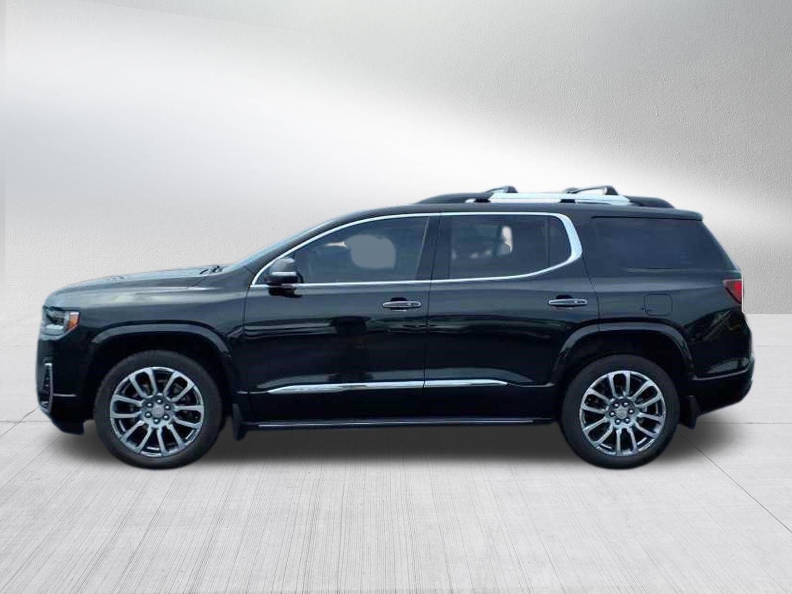 Used 2023 GMC Acadia Denali w/ Denali Ultimate Package AWD/4WD image 4