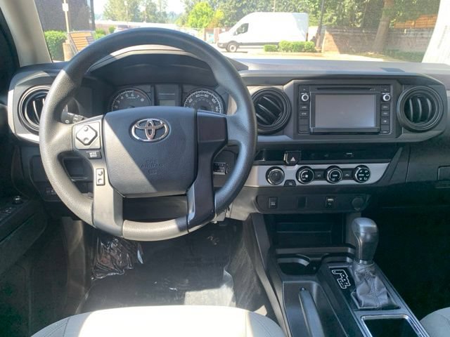 Used 2016 Toyota Tacoma SR w/ Towing Package AWD/4WD image 13