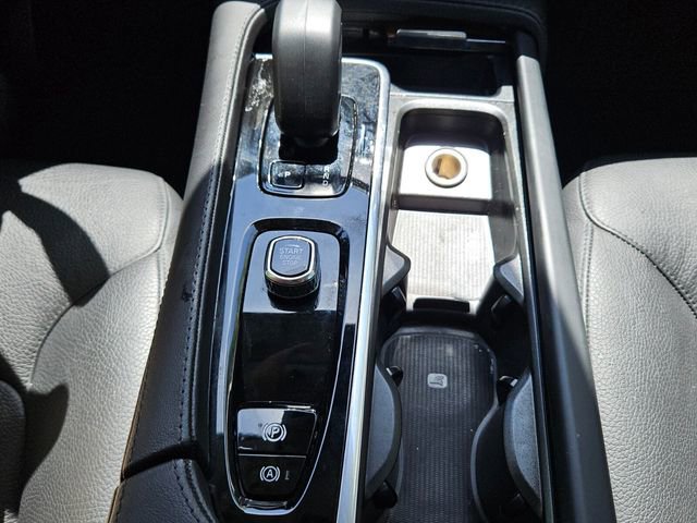Used 2023 Volvo XC90 B6 Plus w/ Protection Package Premier image 20