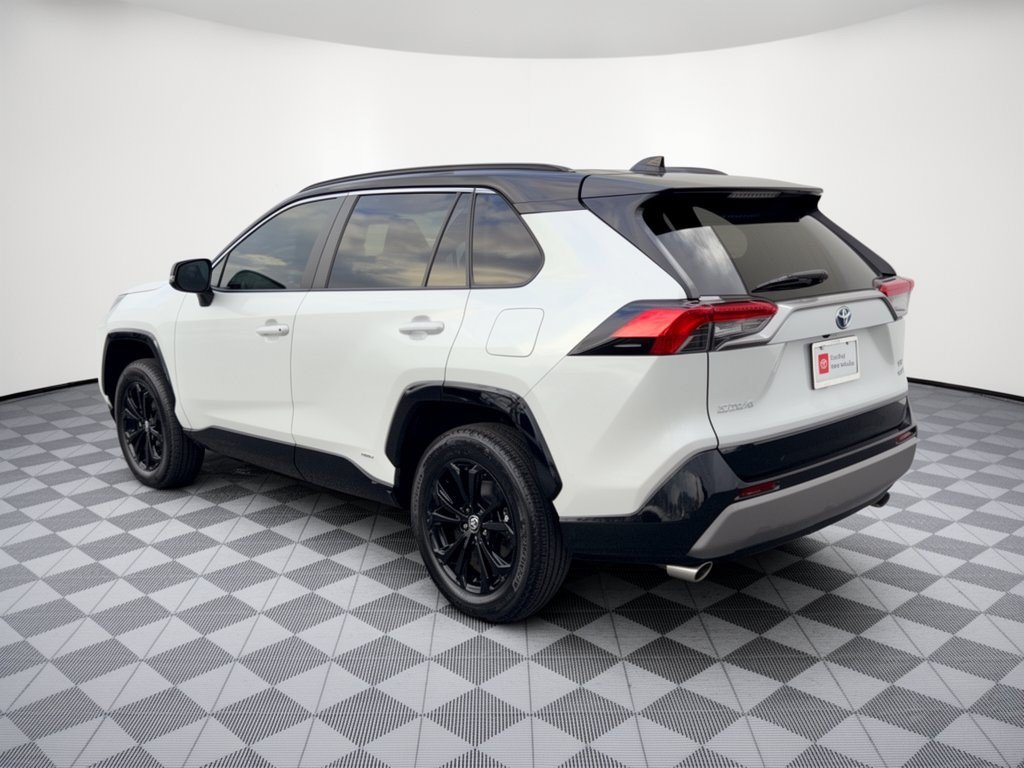 Used 2023 Toyota RAV4 XSE AWD/4WD image 3