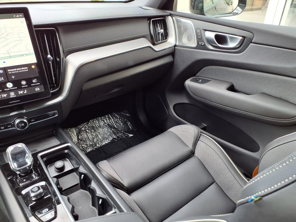 Used 2026 Volvo XC60 T8 Polestar AWD/4WD image 21