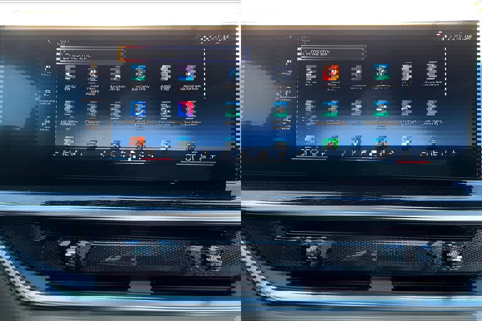 Used 2026 BMW X7 xDrive40i w/ M Sport Package image 36