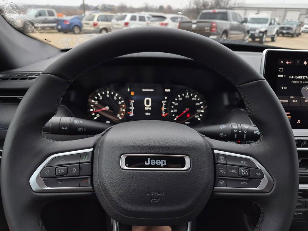 New 2026 Jeep Compass Latitude image 17