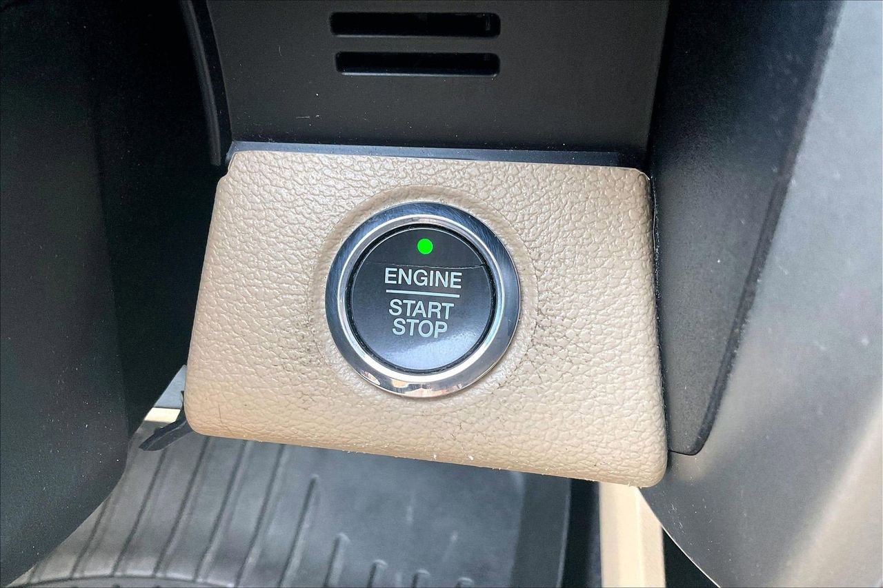 Used 2017 Ford F150 Lariat w/ Equipment Group 502A Luxury image 30