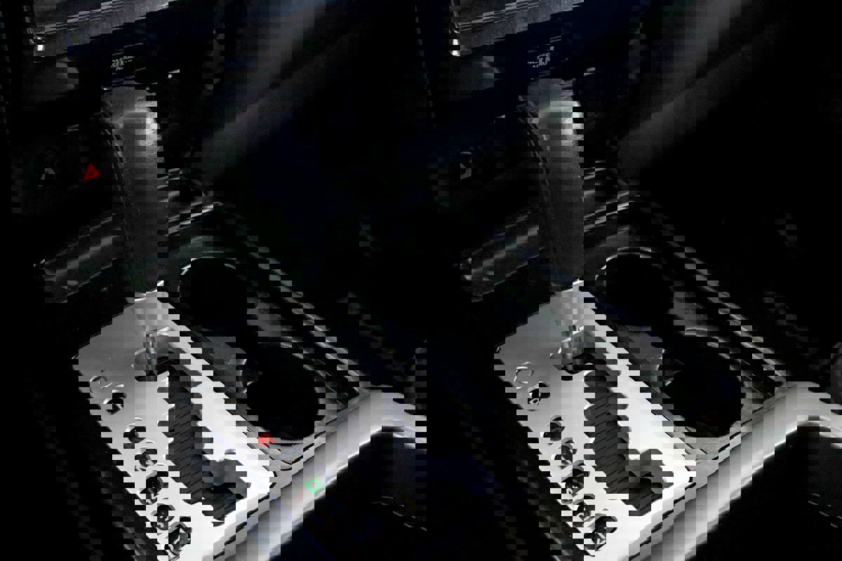 Used 2015 Nissan Titan SV image 47