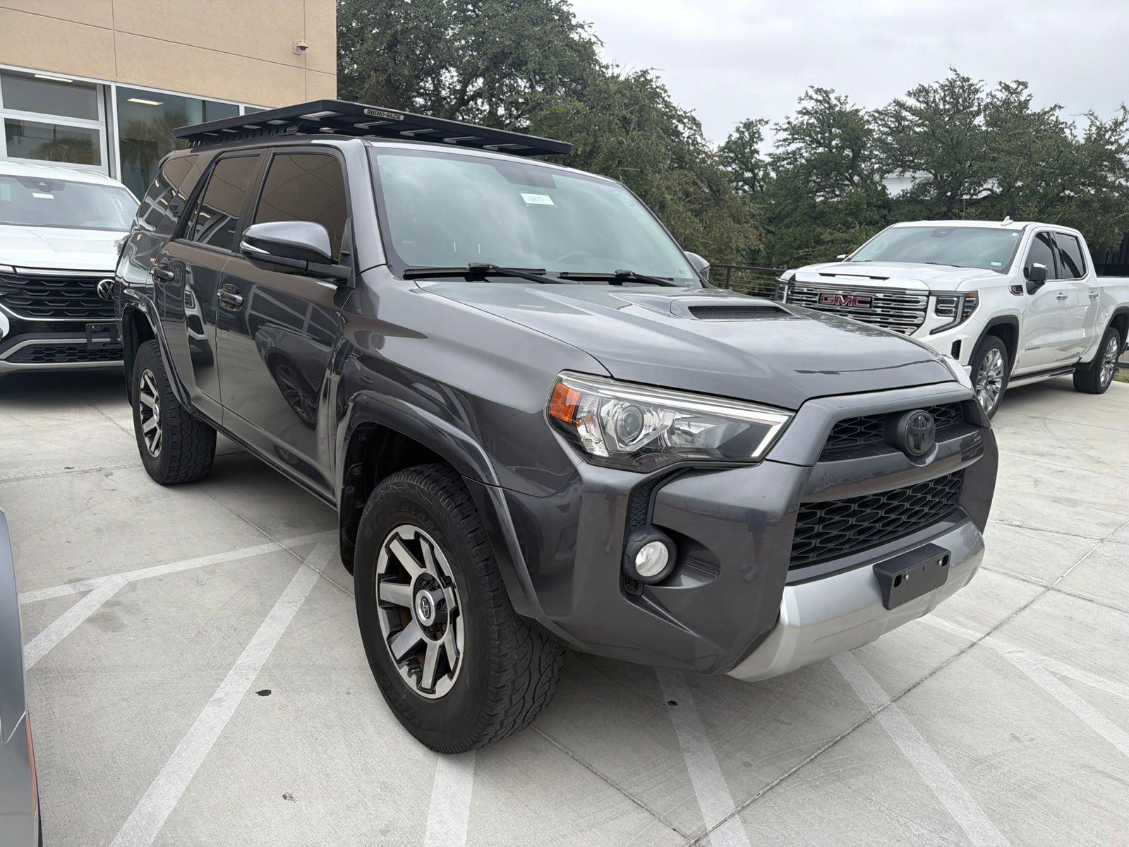 Used 2017 Toyota 4Runner TRD Off-Road Premium AWD/4WD image 3