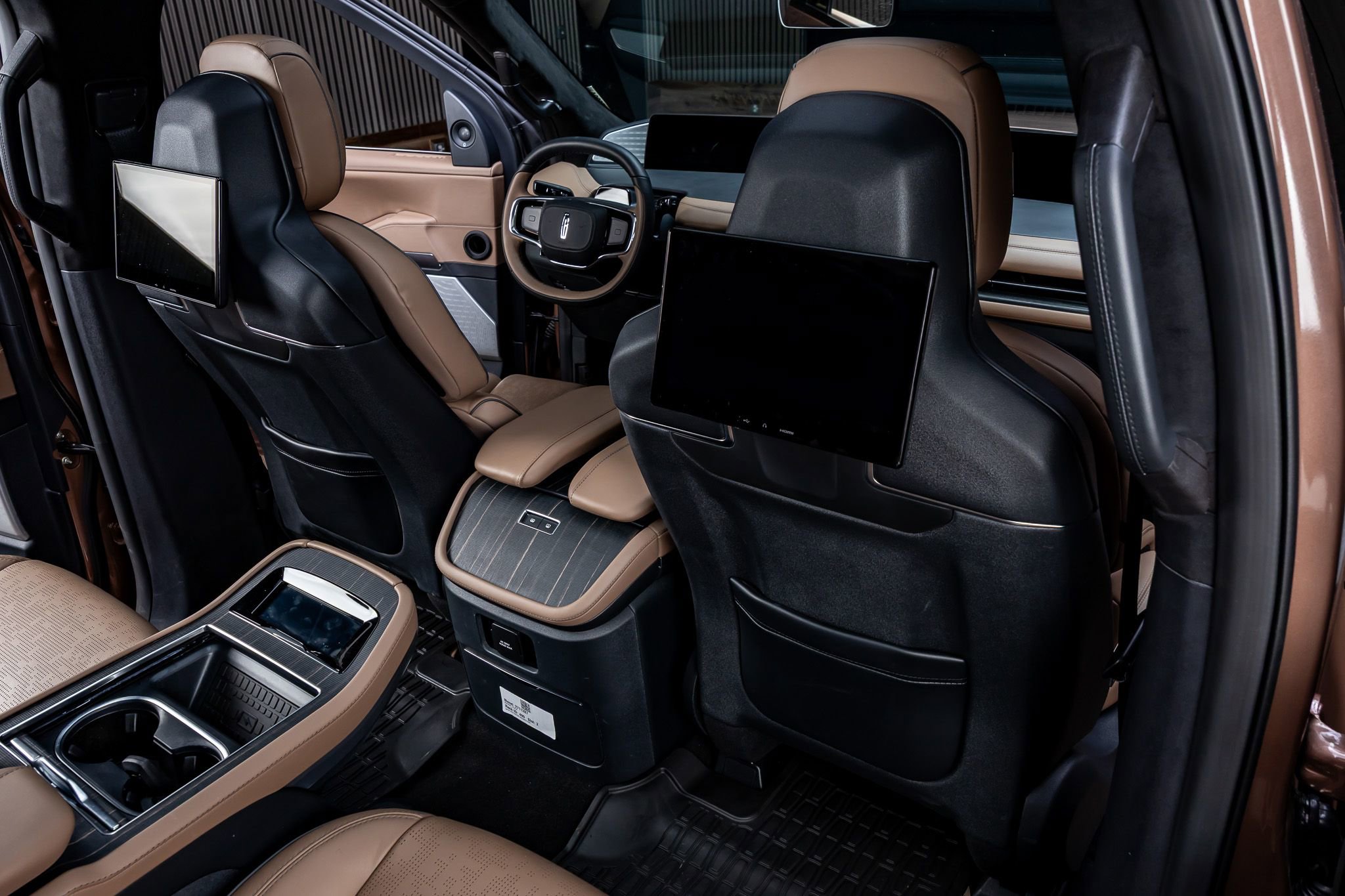 Used 2025 Lincoln Navigator Black Label AWD/4WD image 27