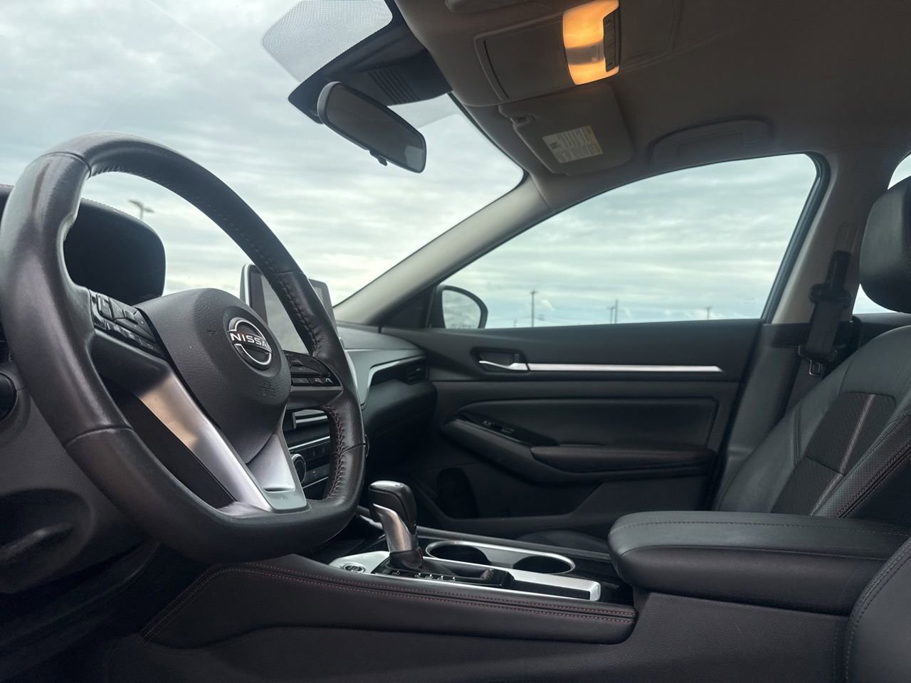 Certified 2024 Nissan Altima 2.5 SR FWD image 32
