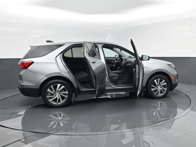 Used 2023 Chevrolet Equinox LT AWD/4WD image 29