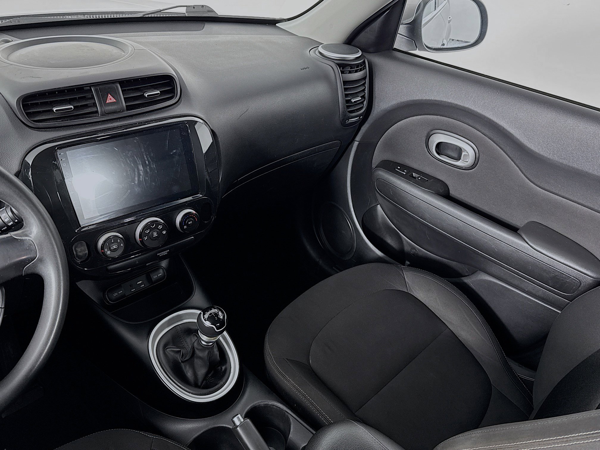 Used 2016 Kia Soul Base image 20