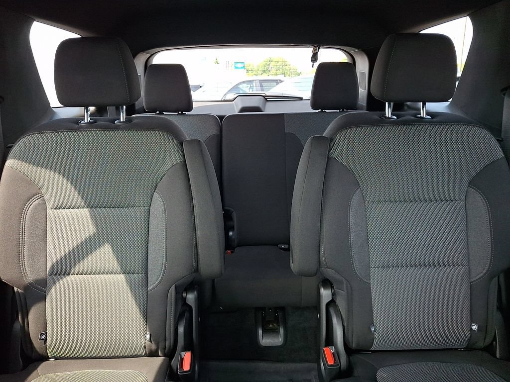 Used 2023 Chevrolet Traverse LT w/ LPO, Floor Liner Package AWD/4WD image 20