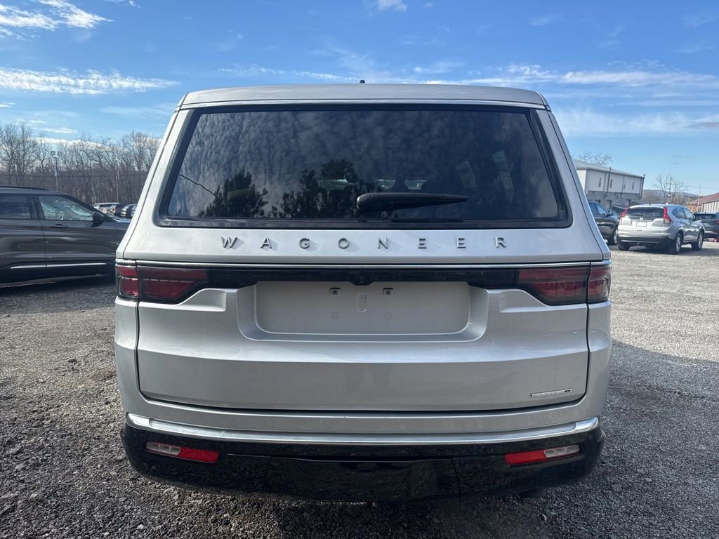 Used 2024 Jeep Wagoneer Series II AWD/4WD image 7