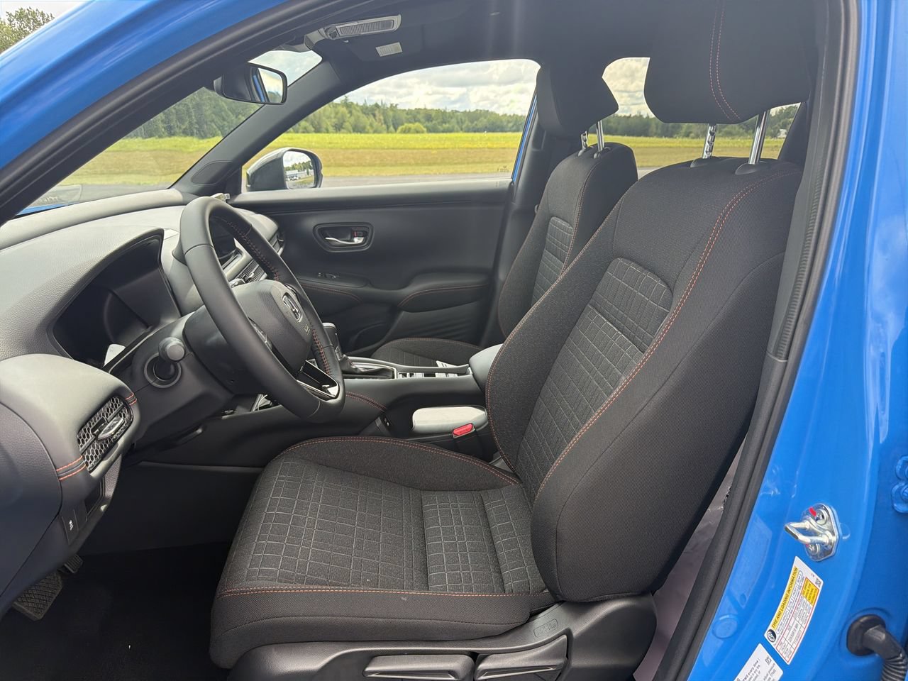 Used 2027 Honda HR-V Sport image 12