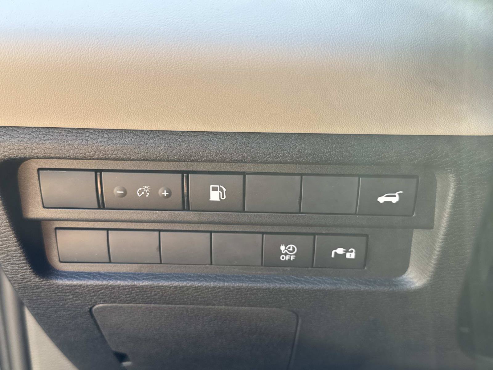 New 2026 Mitsubishi Outlander SE AWD/4WD image 30