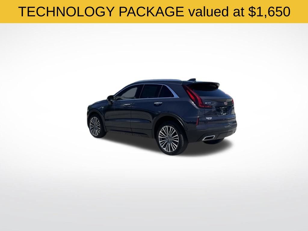Used 2025 Cadillac XT4 Premium Luxury w/ Technology Package FWD image 3