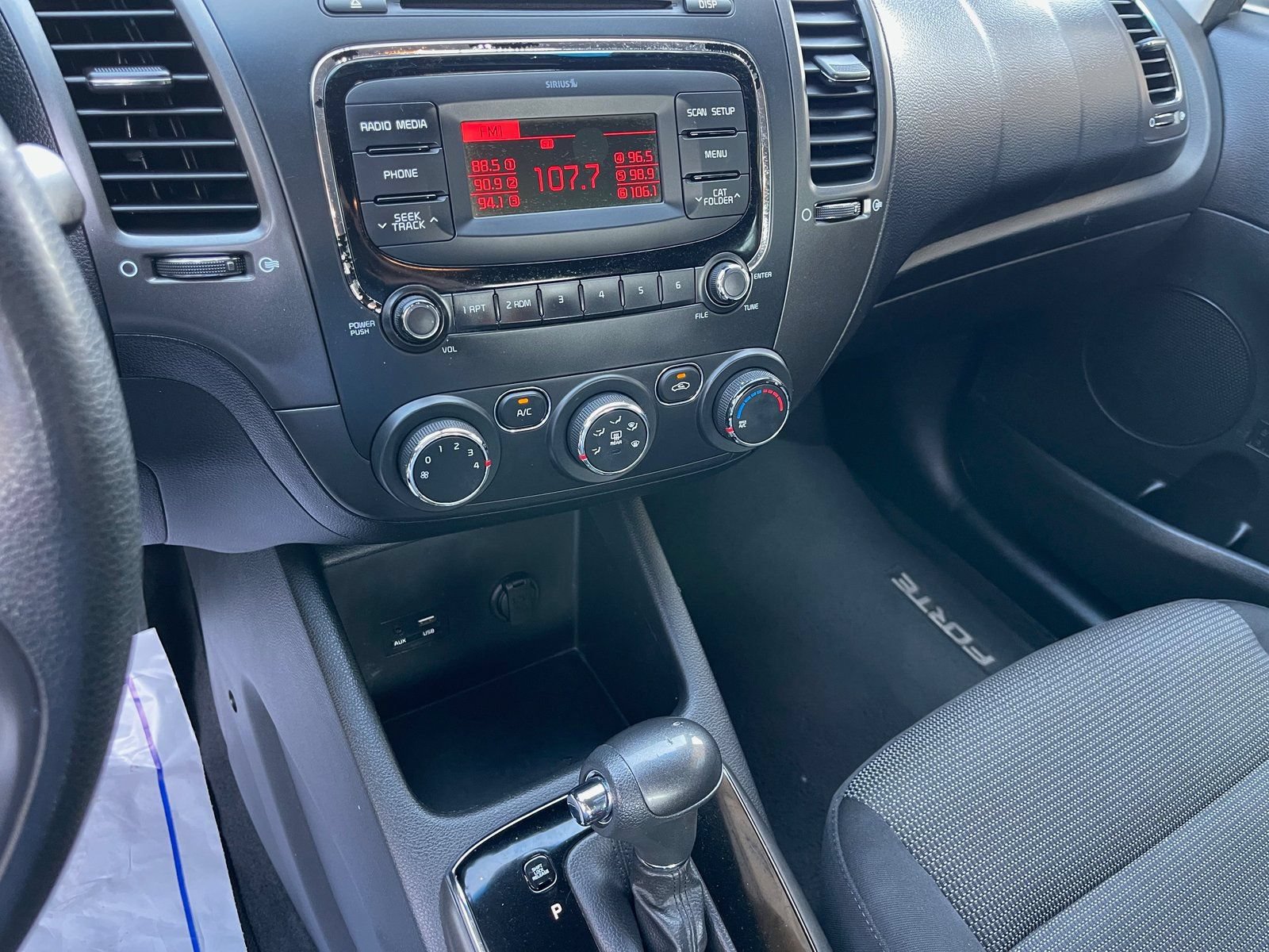 Used 2017 Kia Forte LX FWD image 23