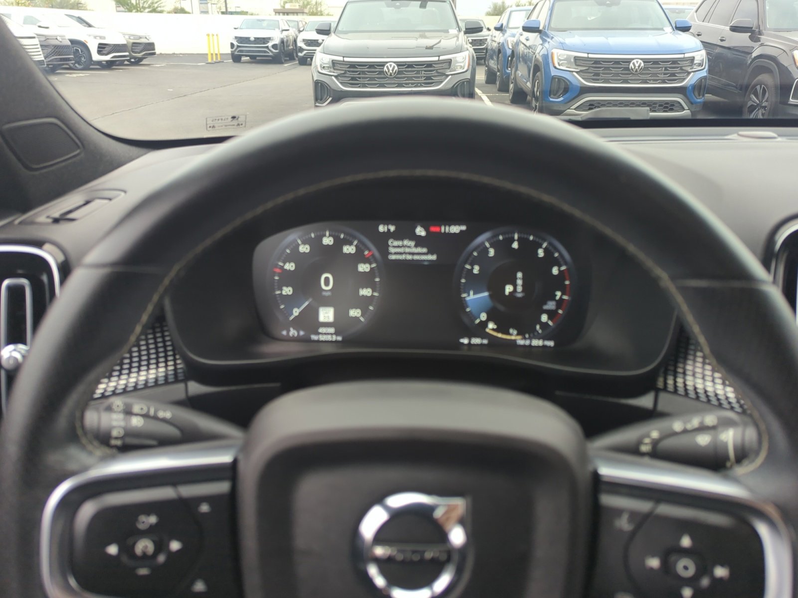 Used 2021 Volvo XC40 T5 R-Design w/ Climate Package image 10