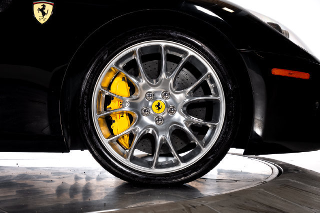Used 2010 Ferrari 599 GTB Fiorano RWD image 22