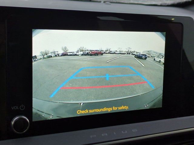 Used 2026 Toyota Prius Plug-In Hybrid image 12