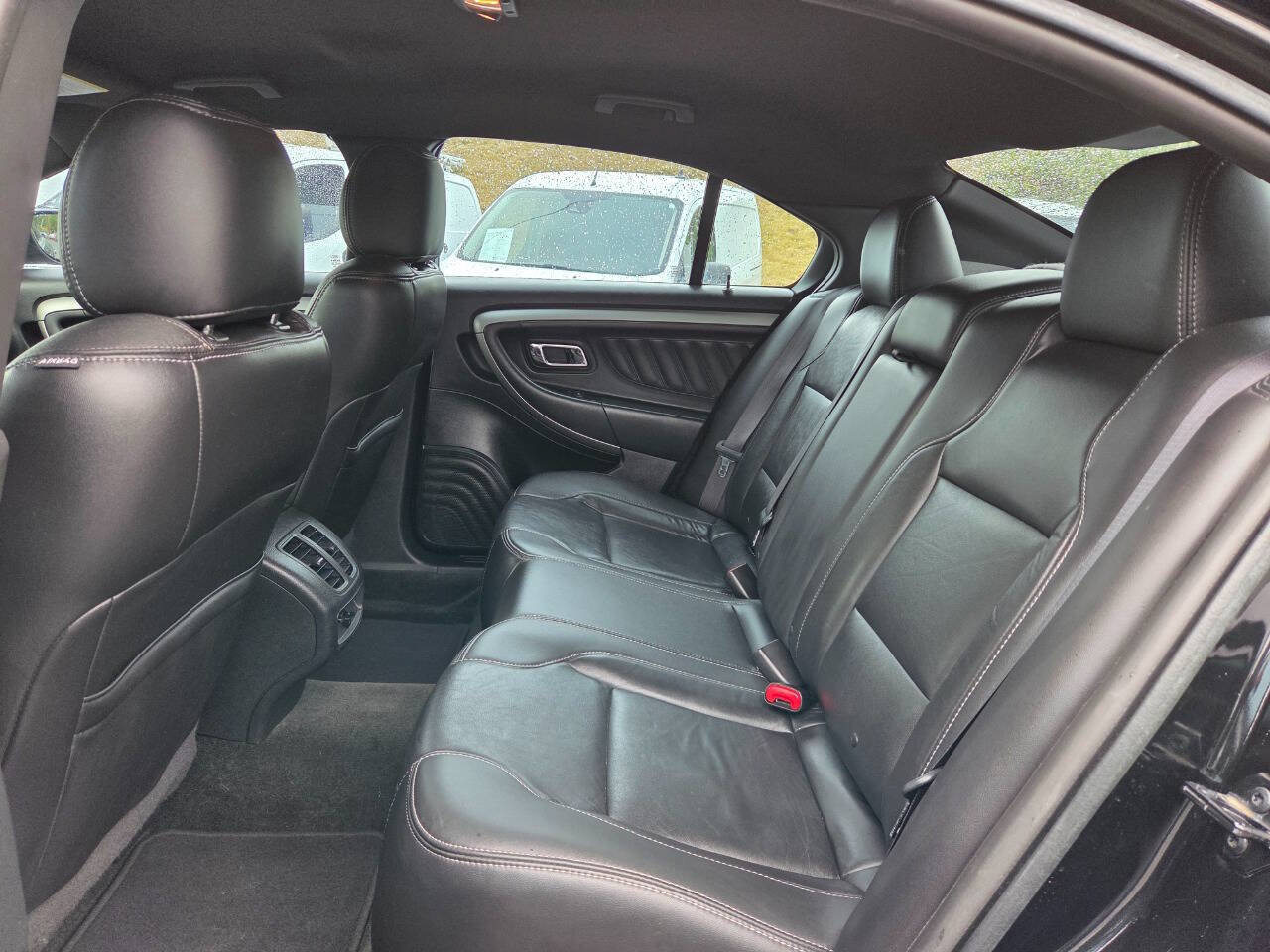Used 2014 Ford Taurus SEL w/ Equipment Group 201A FWD image 19