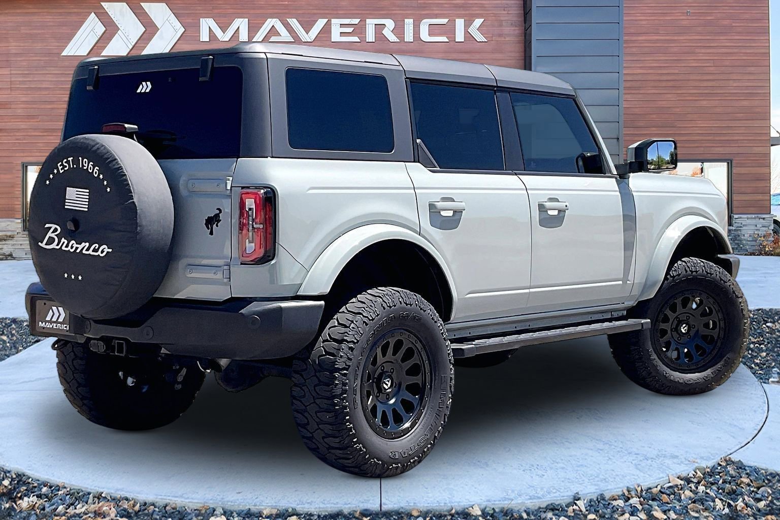 Used 2023 Ford Bronco Outer Banks AWD/4WD image 5