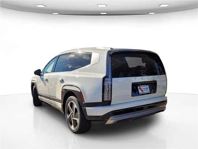 New 2026 Hyundai Ioniq 9 Limited image 5