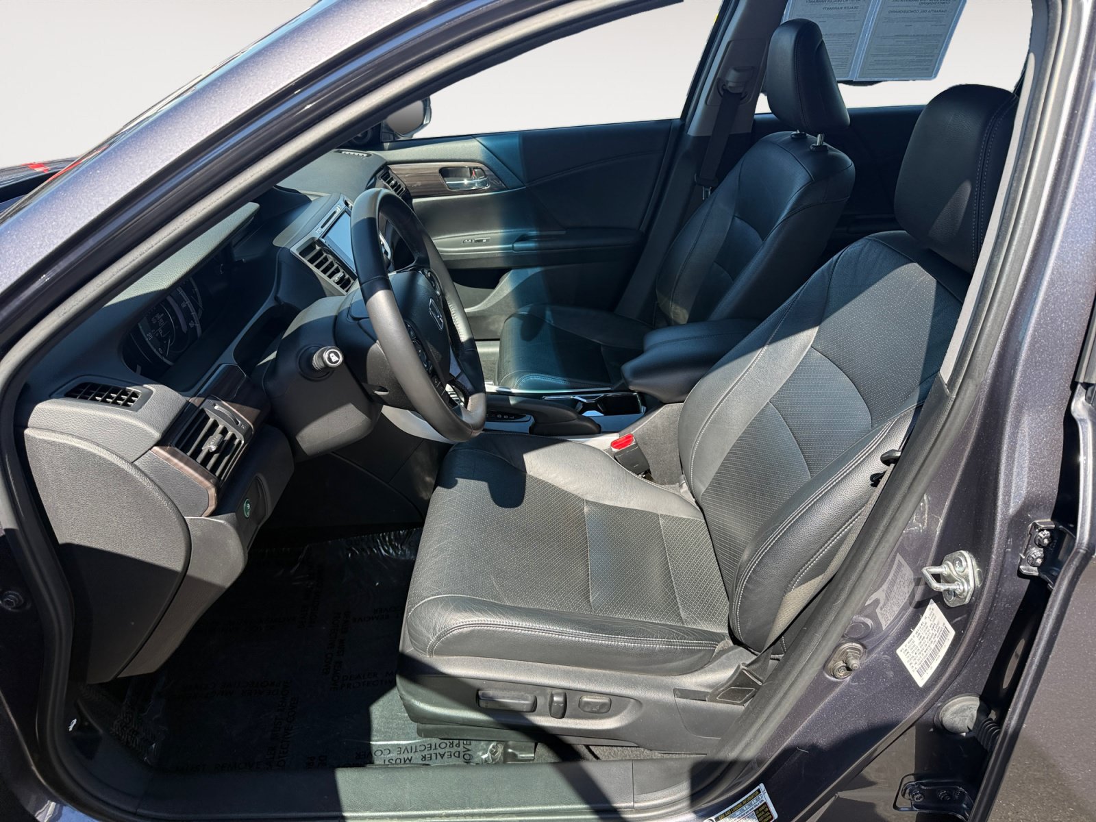 Used 2016 Honda Accord EX-L image 10