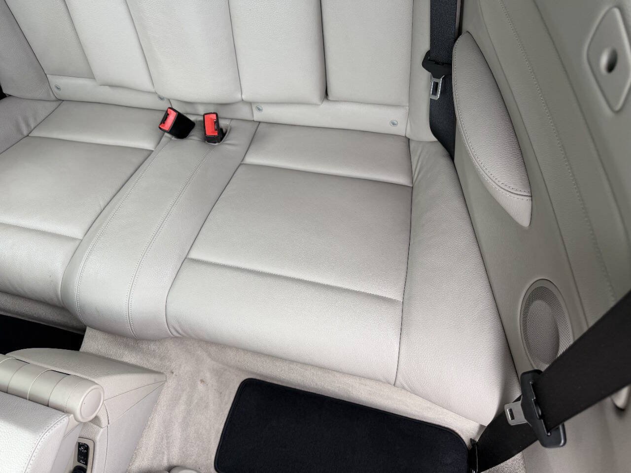 Used 2012 BMW 128i Convertible RWD image 18