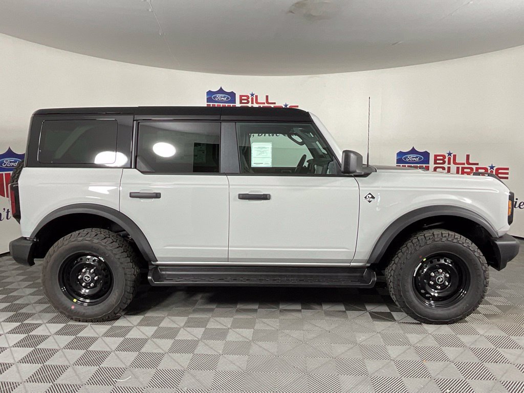New 2026 Ford Bronco Outer Banks AWD/4WD image 2
