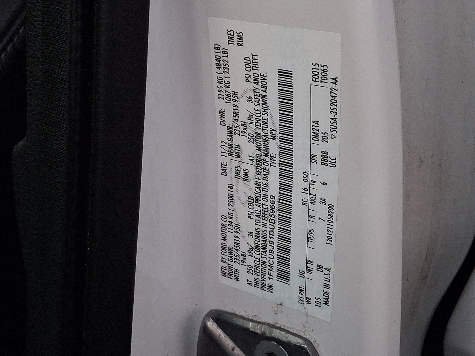 Used 2013 Ford Escape Titanium w/ Parking Technology Pkg image 27