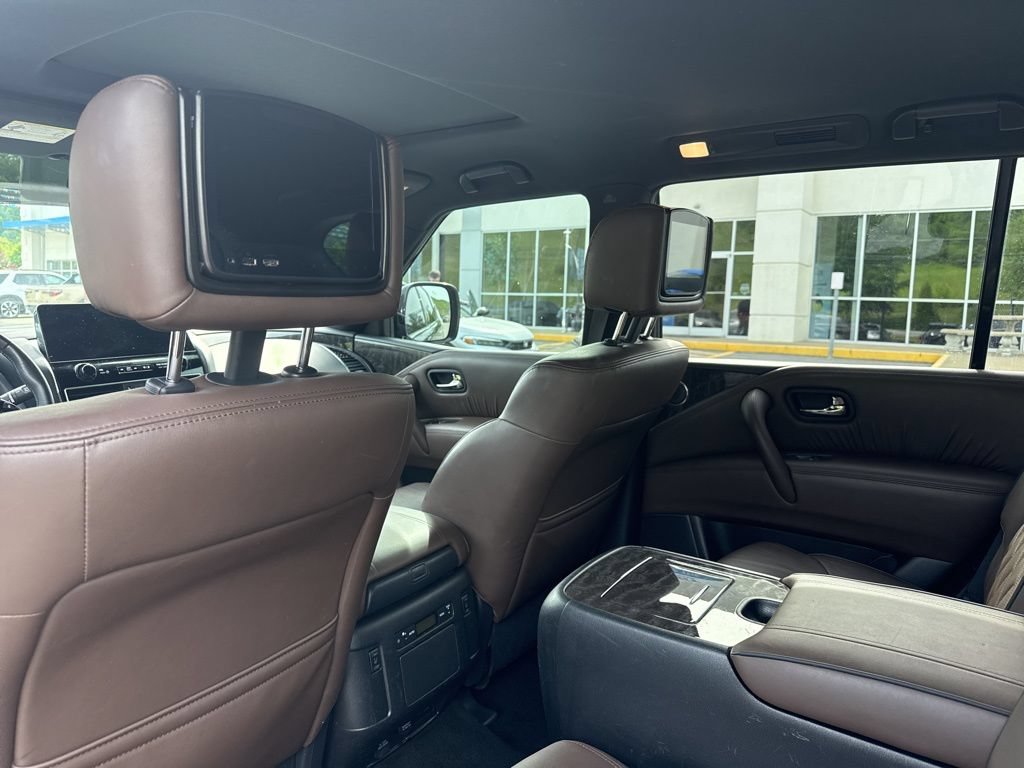 Used 2023 Nissan Armada Platinum w/ Captain's Chairs Package AWD/4WD image 13