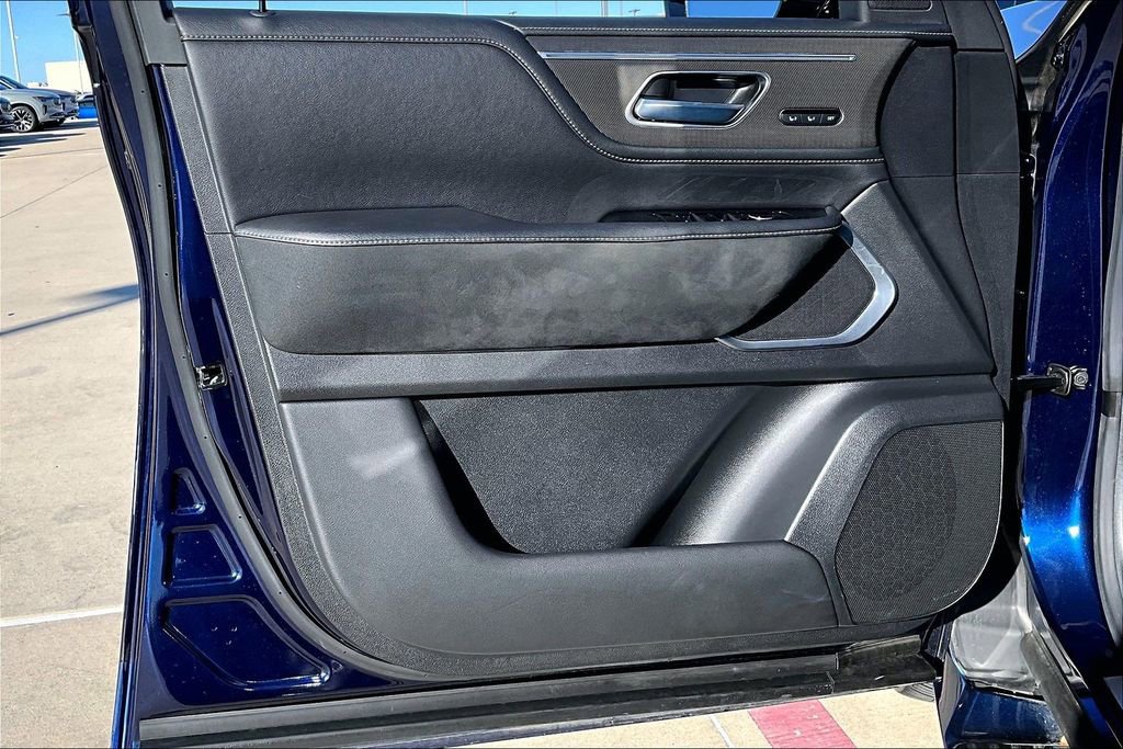 Certified 2025 INFINITI QX80 Luxe image 23