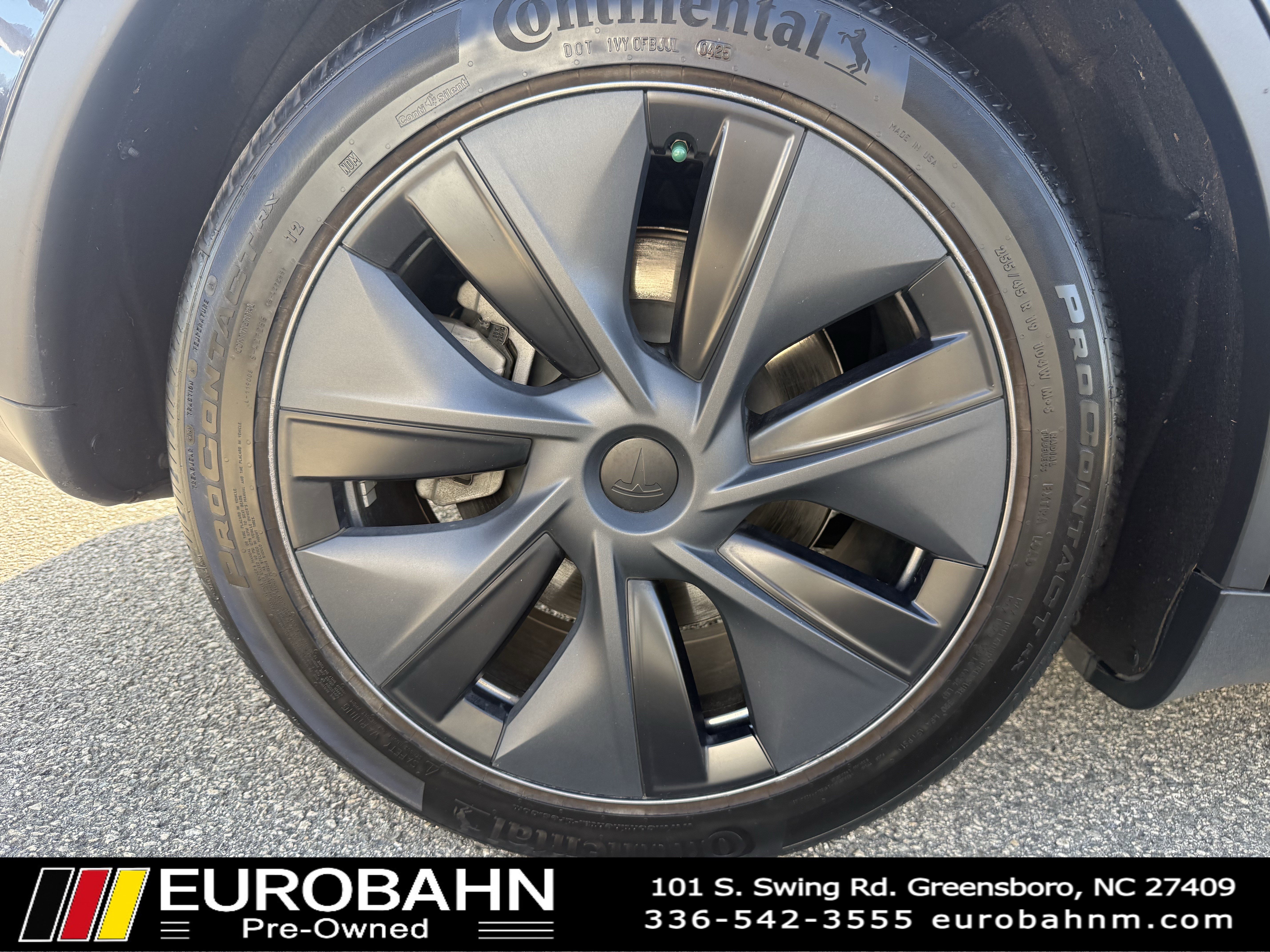 Used 2024 Tesla Model Y Long Range image 33