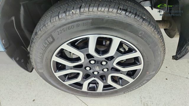 Used 2022 Ford Maverick Lariat image 57